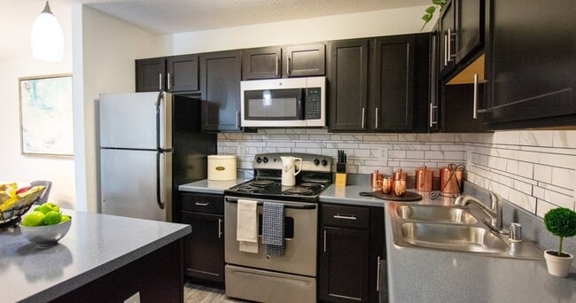 Building Photo - The Champion at Bluegrass Apartments