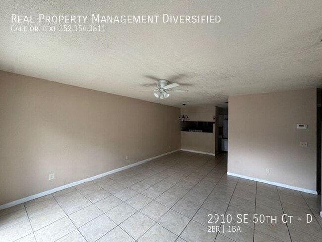 Building Photo - 2910 SE 50th Ct