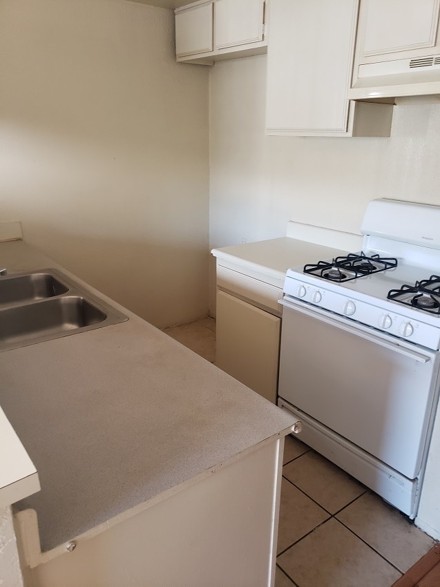 Foto del edificio - 10220 Tujunga Canyon Blvd