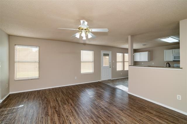 Foto del edificio - 2517 Ash Dr