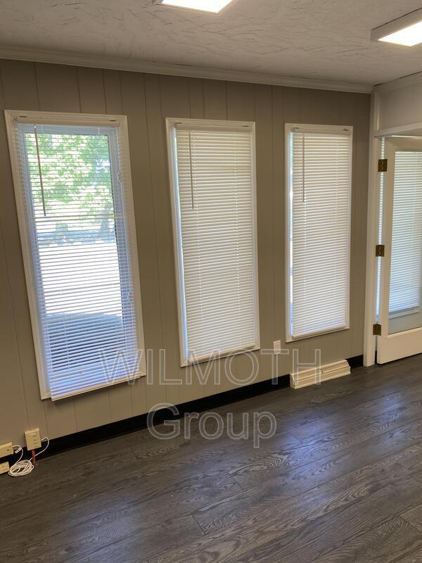 Foto del edificio - 11903 E Welland St