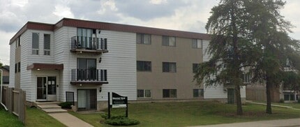 Building Photo - 10225-10156 156 St NW