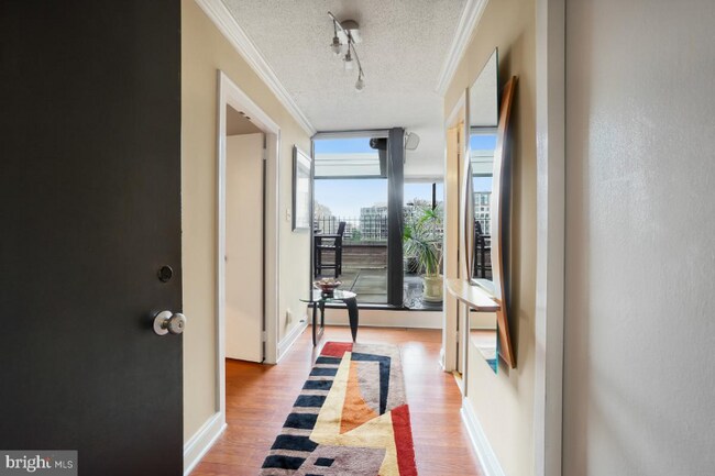 Foto del edificio - 2201 New Hampshire Ave NW