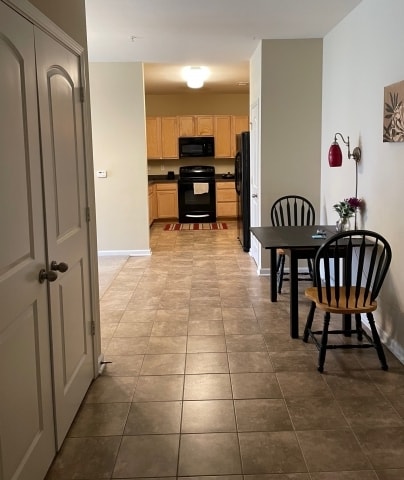 Building Photo - 247 Eli Hartley Dr