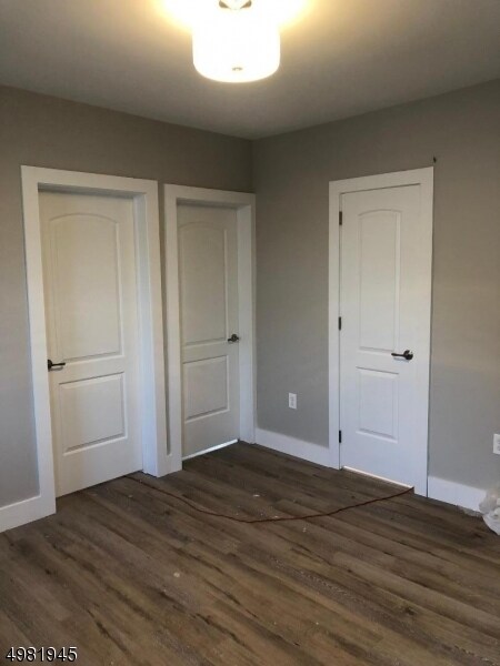 Foto principal - 357 River Dr