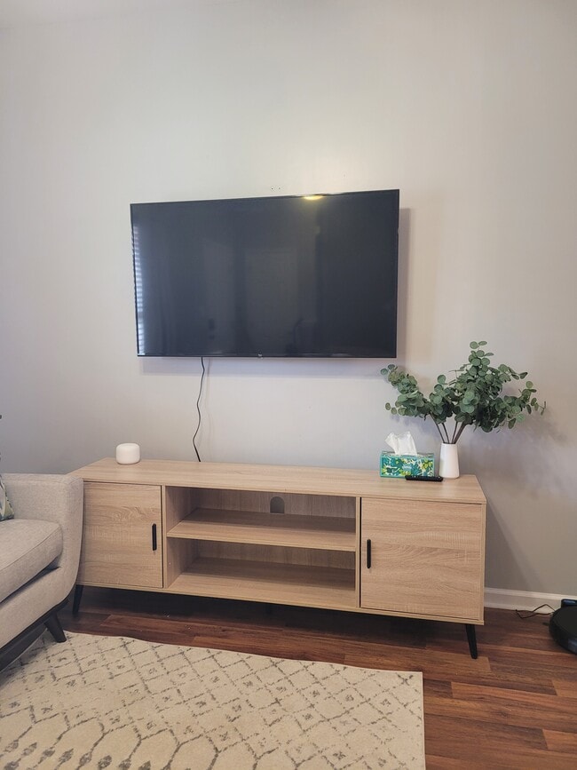 Foto del edificio - 4919 Sunburst Ln