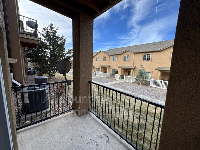 Building Photo - 4880 Kerry Lynn View