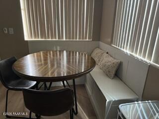 Foto del edificio - 5820 N Elton Pl