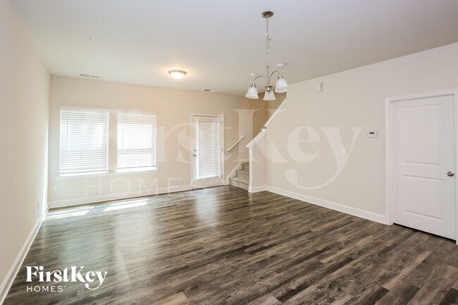 Building Photo - 2019 Cypress Village Dr NW