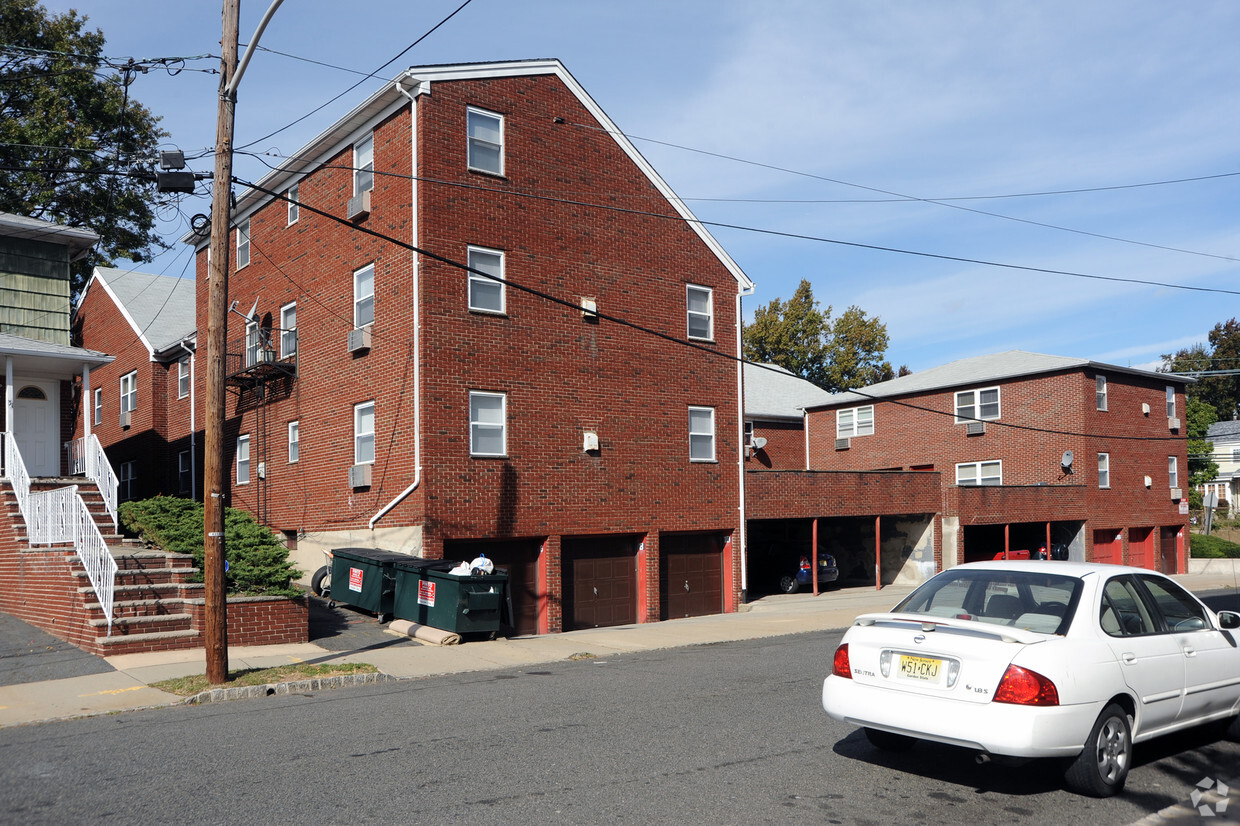 141 Holmes St, Belleville, Nj 07109 - Apartments In Belleville, Nj 