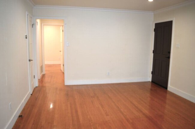 Building Photo - 38-40 Forbes Ave
