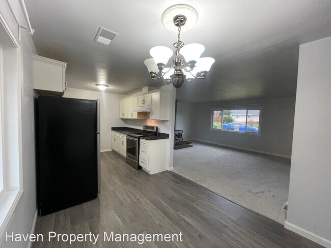 Foto del edificio - 3 br, 1 bath House - 15794 118th PL SE