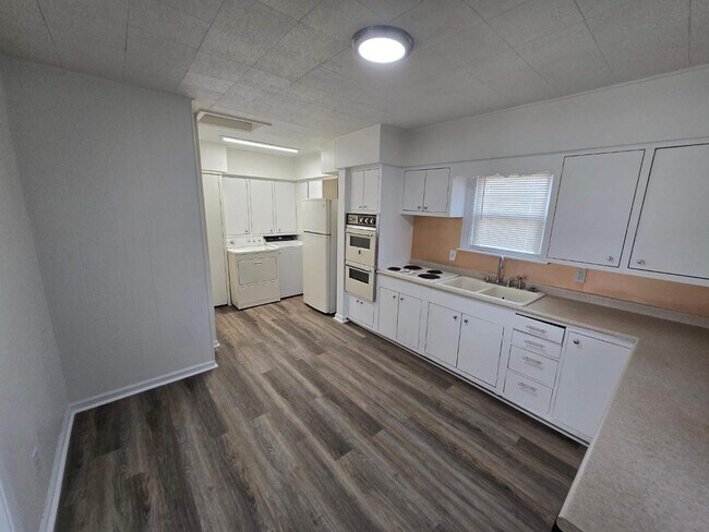 Foto del edificio - 906 N Pershing St