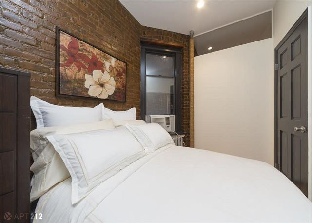 Building Photo - 167 Mott St