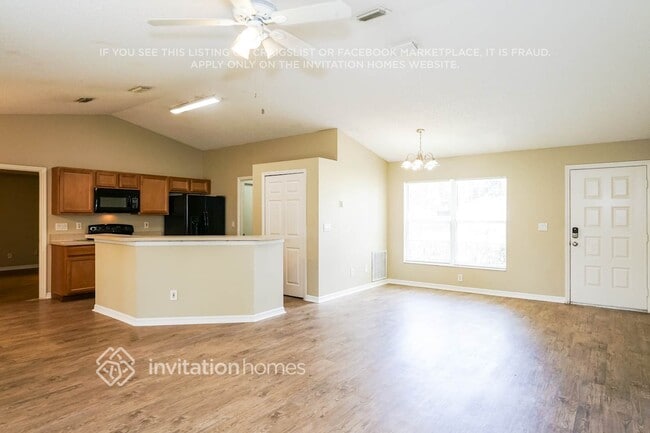 Building Photo - 6050 Ackard Ave