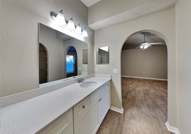 Building Photo - 3412 Volley Dr