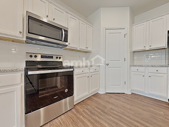Foto del edificio - 4915 Franks Creek Way