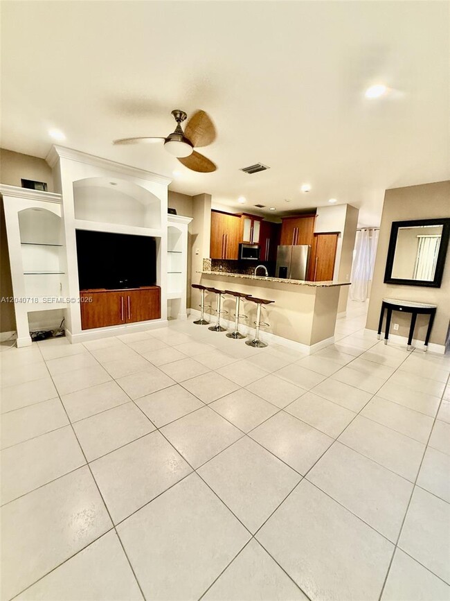 Foto del edificio - 660 Sand Creek Cir