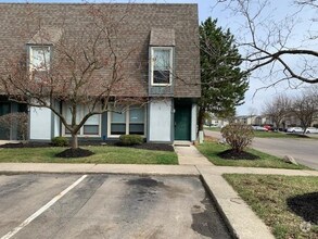 Building Photo - 1100 Merrimar Cir N
