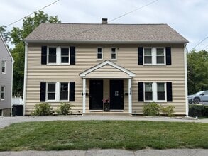 Building Photo - 113 Brooks St