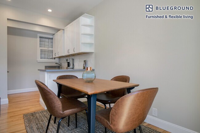 Foto del edificio - 2232 North Point St