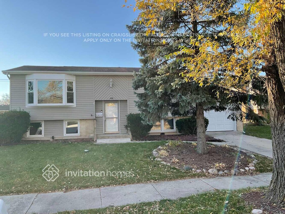 Primary Photo - 5935 Essex Rd