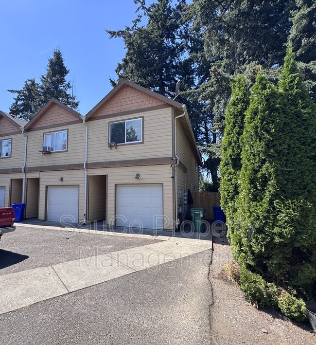 Building Photo - 1109 NE 106th Ave