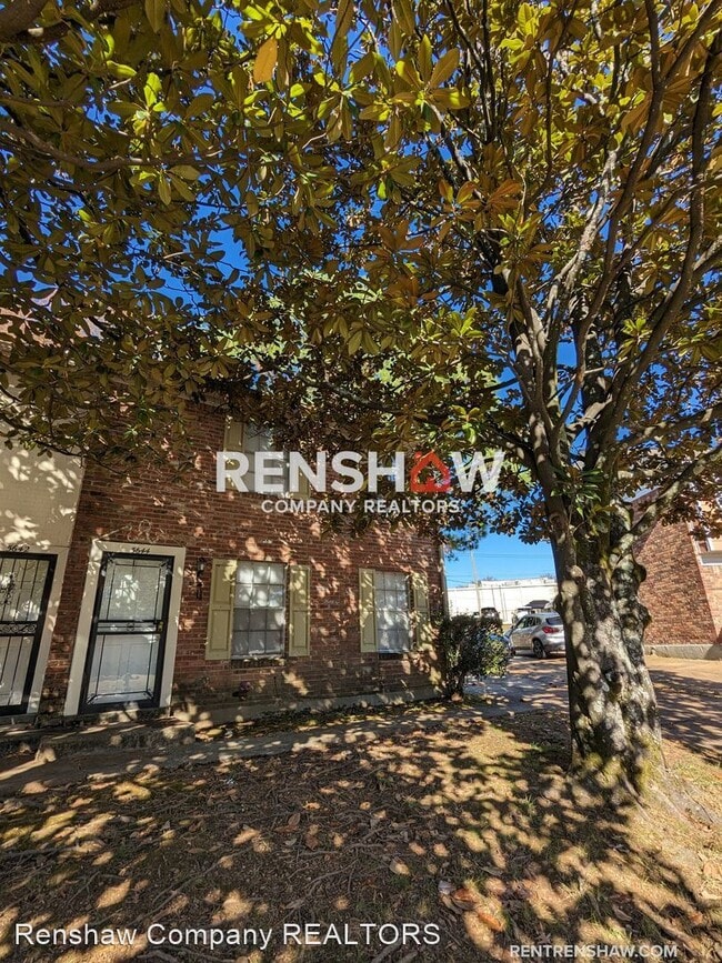 Building Photo - 2 br, 1.5 bath House - 5644 Hinton PL