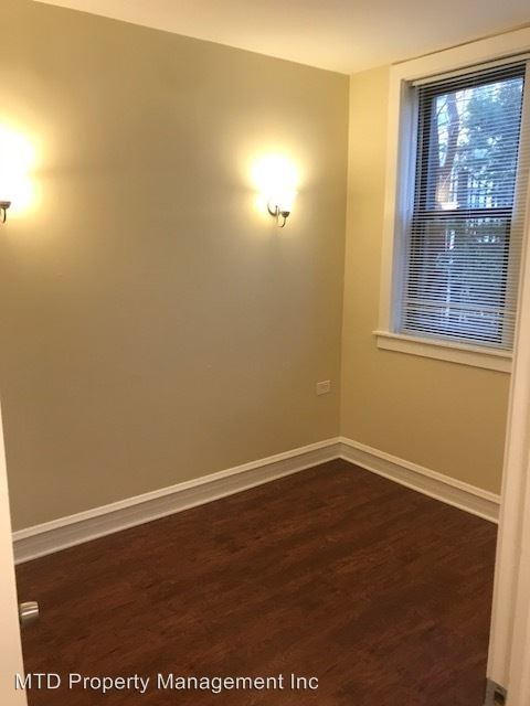 Foto del edificio - 5235 N Winthrop Ave