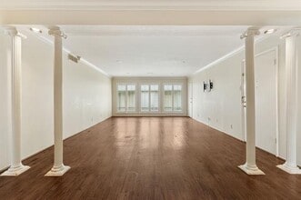 Building Photo - 6367 Diamond Head Cir
