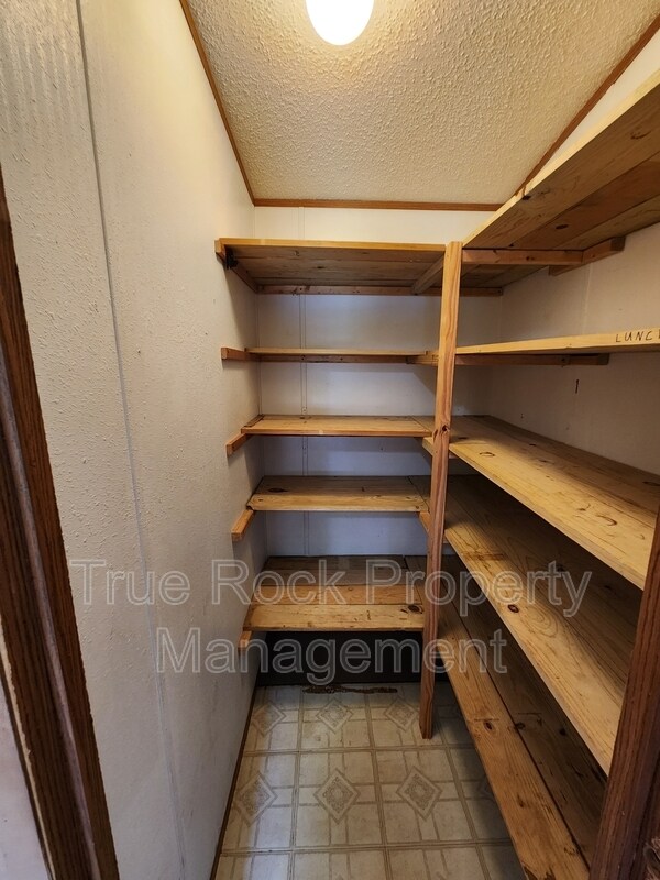 Building Photo - 309 S Carey