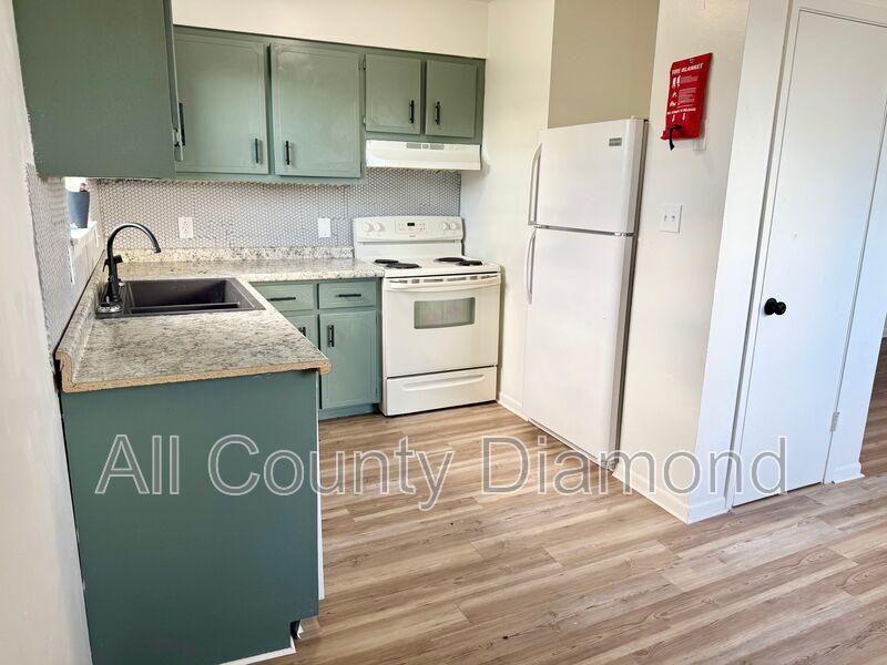 Foto principal - 506 11th St N