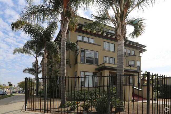 Foto del edificio - 563 22nd St