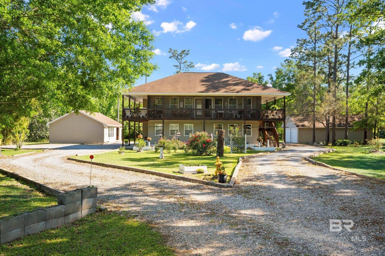 Primary Photo - 33084 Meadow Ln