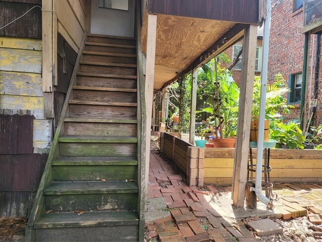 Foto del edificio - 1529 Welch St