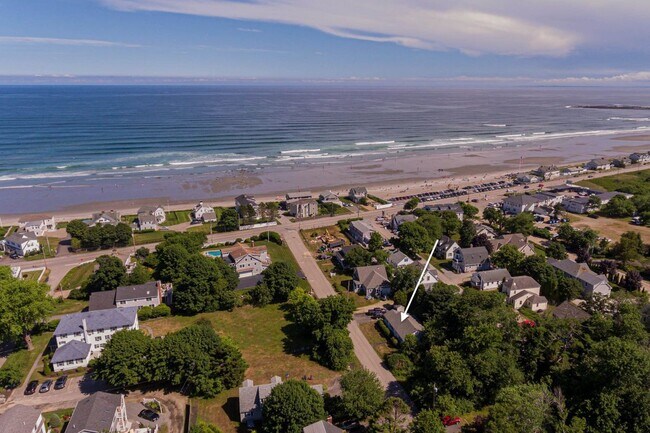 Foto del edificio - 18 Baker