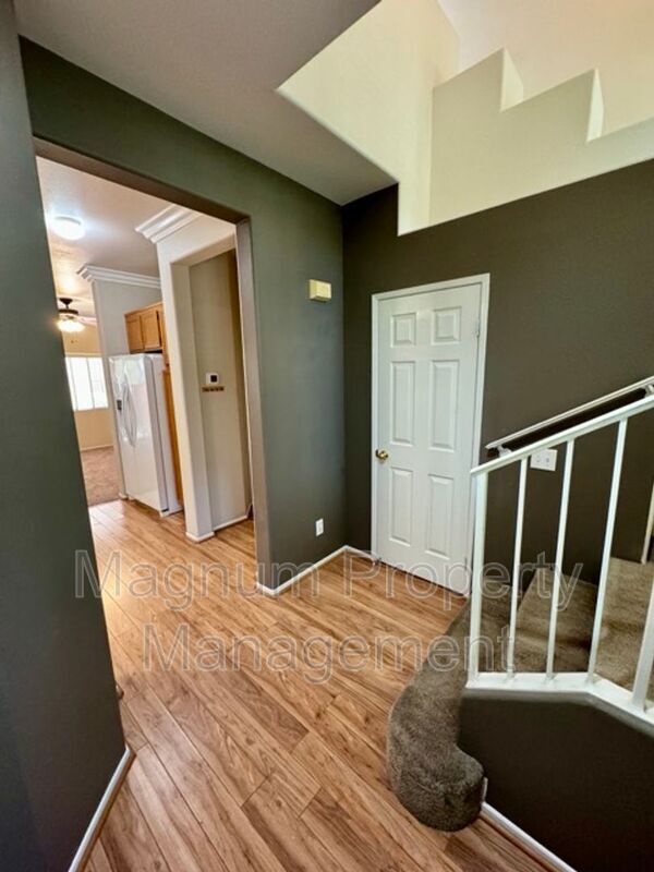 Building Photo - 26379 Arboretum Way