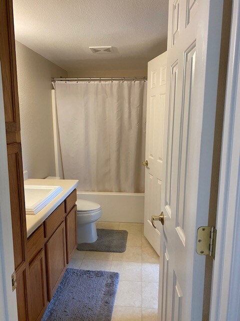 Building Photo - 1204 Sunset Ridge Ct