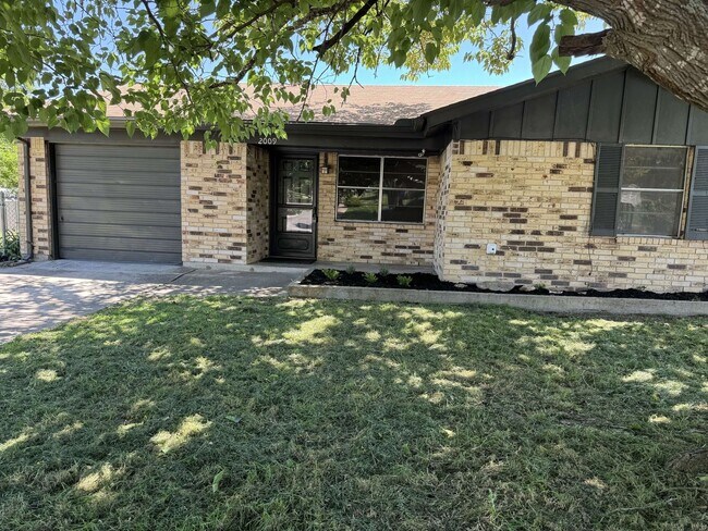 Building Photo - Charming 3 Bed, 1.5 Bath Single Family Home in Copperas Cove, TX - $1300/mo