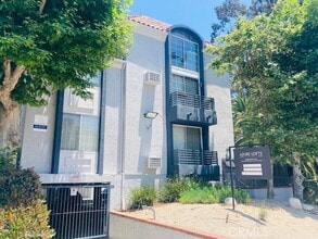 Building Photo - 2642 S Sepulveda Blvd