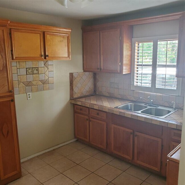Foto del edificio - 7609 Shotwell St