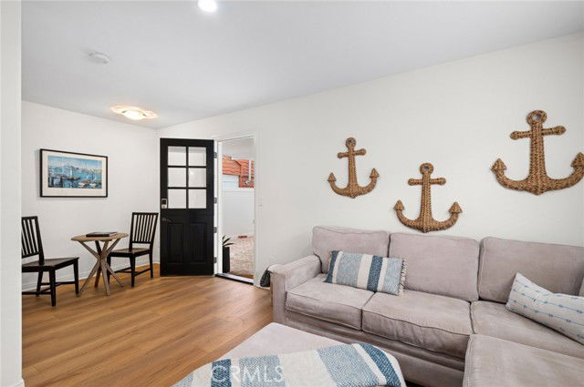 Building Photo - 117 Marine Ave