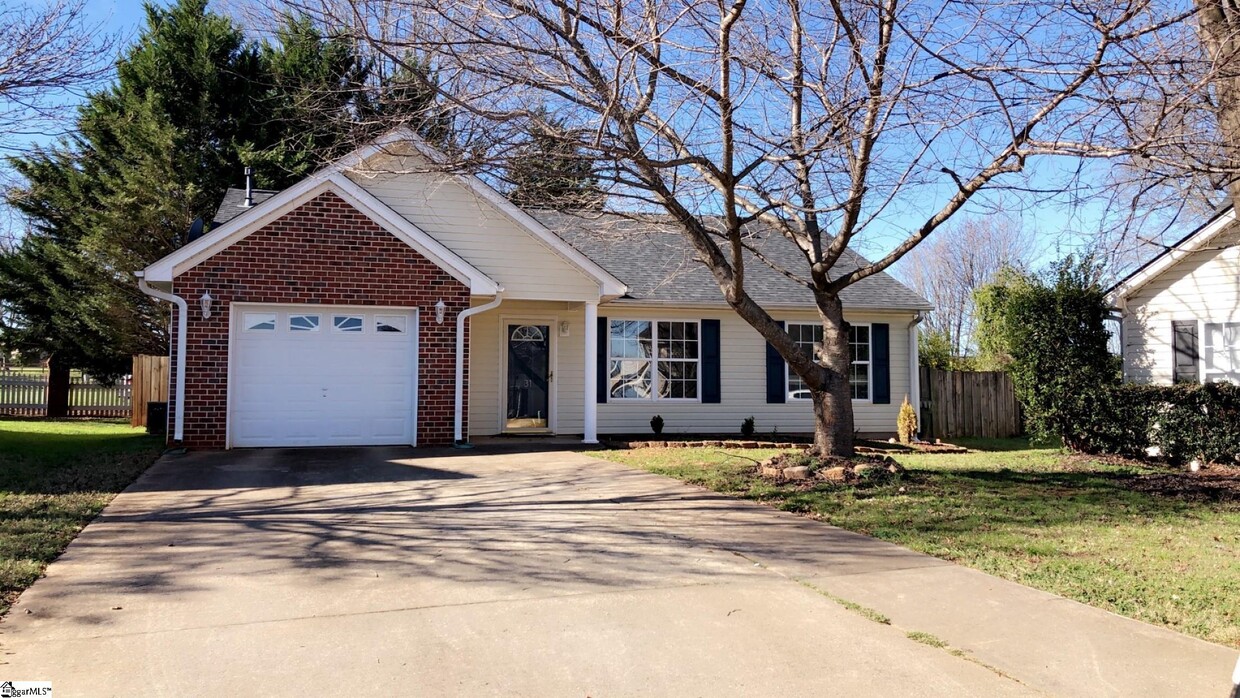 Primary Photo - 31 Seaside Ln