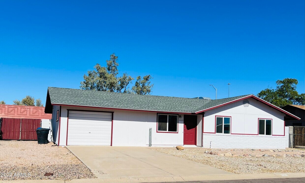 8020 E Inverness Ave, Mesa, AZ 85209 House Rental in Mesa, AZ