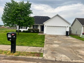 Building Photo - 428 Turkey Run Dr