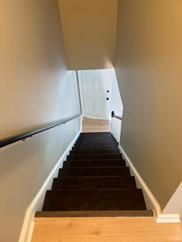 Building Photo - 1405 Harth Dr