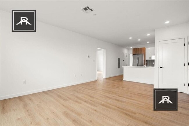 Photo - 3 bedroom in Brookline MA 02446 Apartment