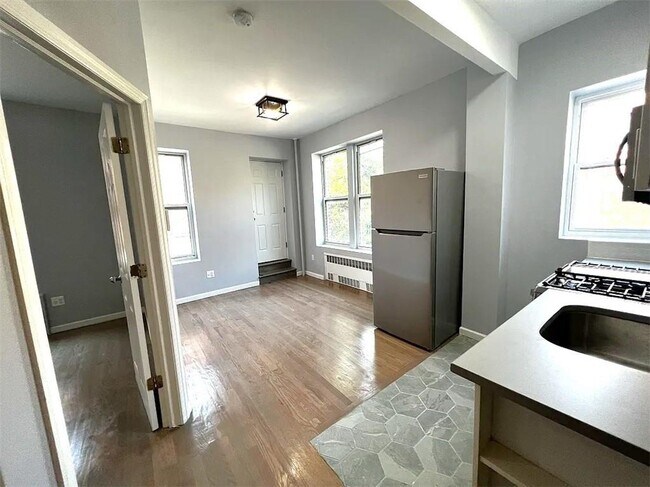 Foto del edificio - 378 50th St