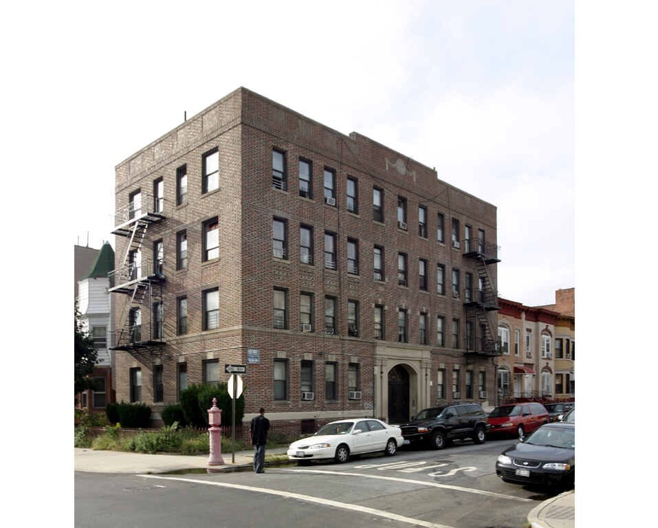 Primary Photo - 264 E 28th St