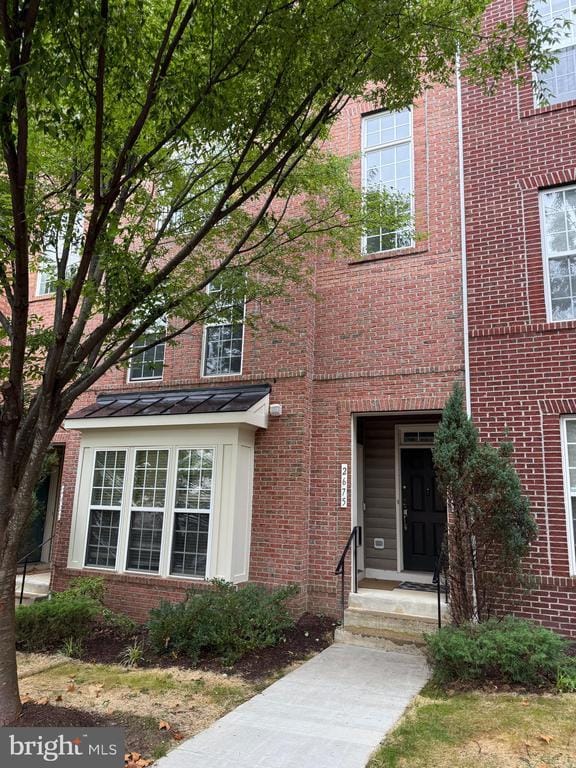 Building Photo - 2675 Sheffield Hill Way